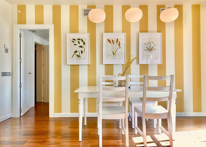 Charming Exclusive La Latina